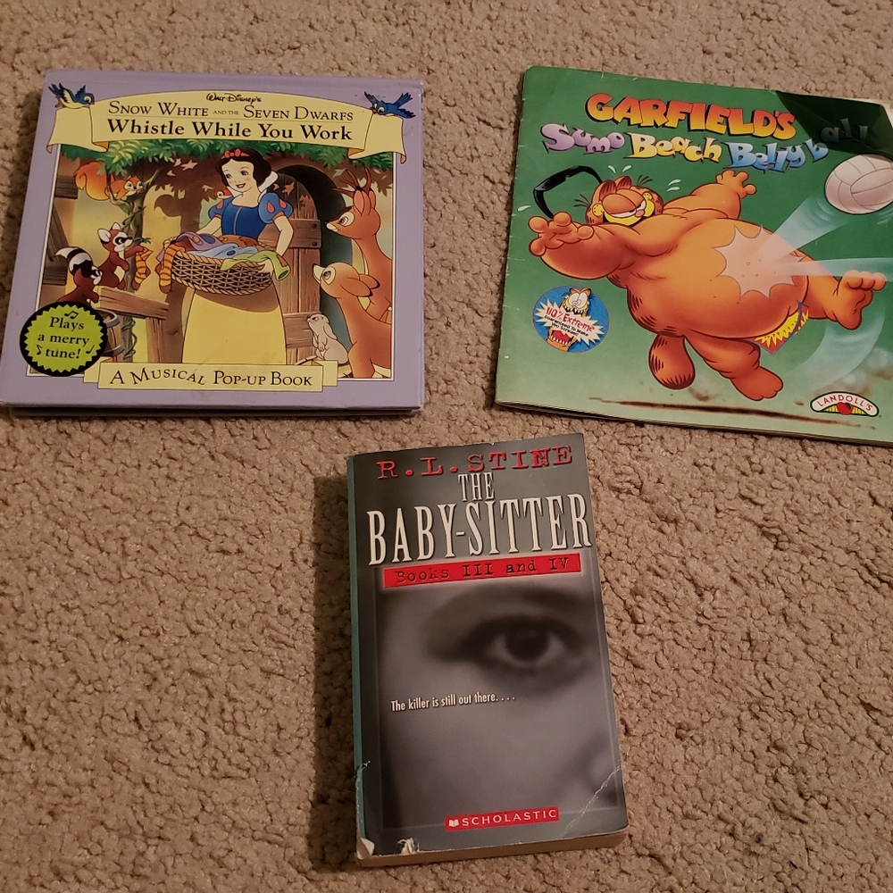 Lot of vintage books from the early 90s